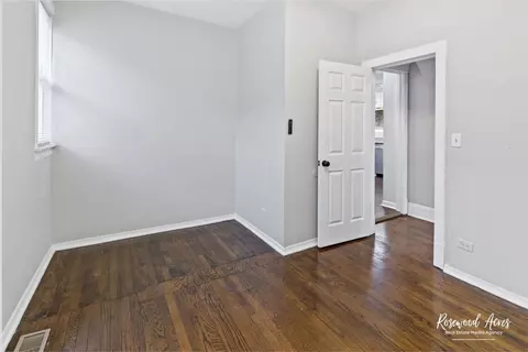 34 E 100th Pl, Chicago, IL 60628 photo 17