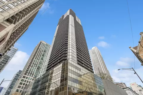 10 E Ontario St #4308, Chicago, IL 60611