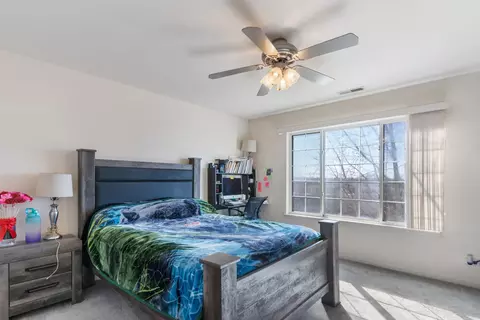 Bedroom - 2546 Hatfield Ct, Elgin, IL 60123 photo 1 of 4