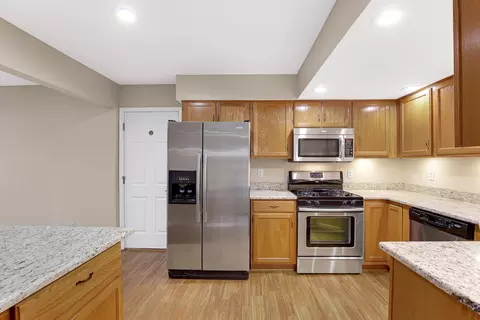 Kitchen - 5604 W Von Ave W #B, Monee, IL 60449 photo 1 of 2