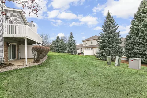 Exterior - 5604 W Von Ave W #B, Monee, IL 60449 photo 4 of 5