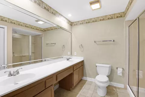 Bath - 5604 W Von Ave W #B, Monee, IL 60449 photo 2 of 3