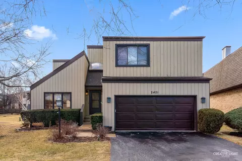 2421 Brian Dr, Northbrook, IL 60062