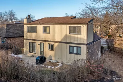 2421 Brian Dr, Northbrook, IL 60062 photo 25