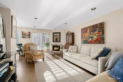 2421 Brian Dr, Northbrook, IL 60062 photo 12