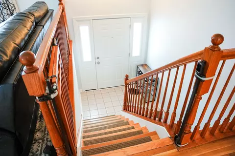 Entry Way - 1680 Chippendale Rd, Hoffman Estates, IL 60169 photo 3 of 3