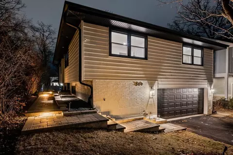 389 Jefferson Ave, Glencoe, IL 60022
