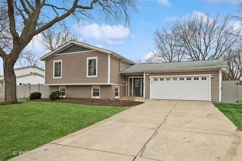 Undisclosed, Darien, IL 60561