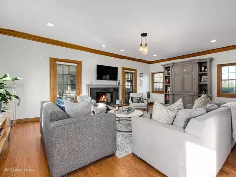 1500 Clinton Pl, River Forest, IL 60305 photo 10