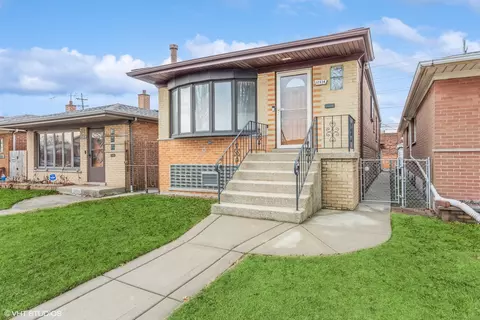 12834 S Saginaw Ave, Chicago, IL 60633