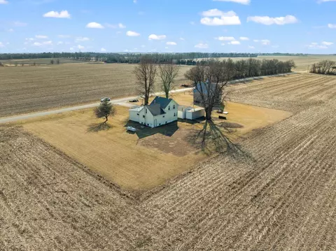 1268 E 2000 North Rd, Roberts, IL 60962 photo 6