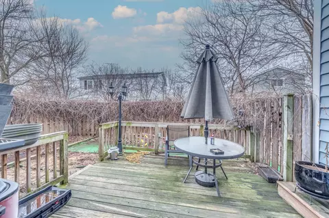 Exterior - 444 Vita Dr, Wheeling, IL 60090 photo 1 of 1