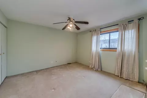 Bedroom - 444 Vita Dr, Wheeling, IL 60090 photo 3 of 4