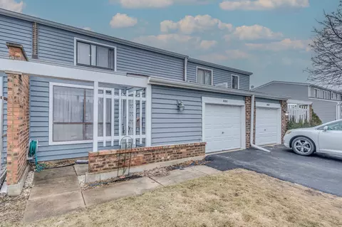 444 Vita Dr, Wheeling, IL 60090