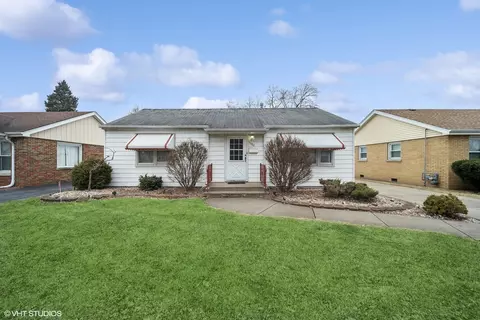 5356 Kimball Pl, Oak Lawn, IL 60453
