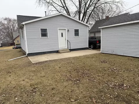 Exterior - 512 E 9th St, Rock Falls, IL 61071 photo 2 of 2