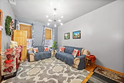 Living - 3636 S Hermitage Ave, Chicago, IL 60609 photo 2 of 4