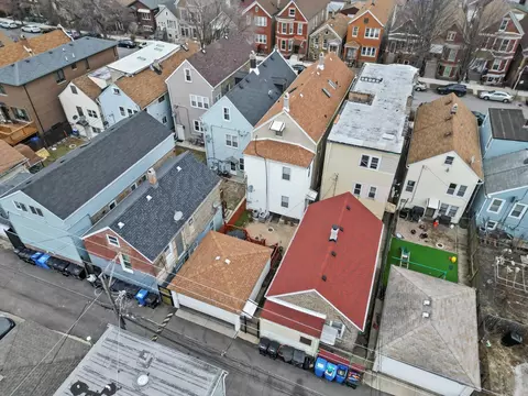View/Area - 3636 S Hermitage Ave, Chicago, IL 60609 photo 4 of 5