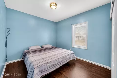 Bedroom - 921 Pine St, Ottawa, IL 61350 photo 1 of 2