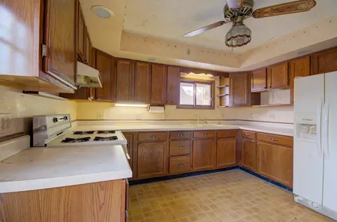 Kitchen - 217 E North St, Dwight, IL 60420 photo 2 of 3