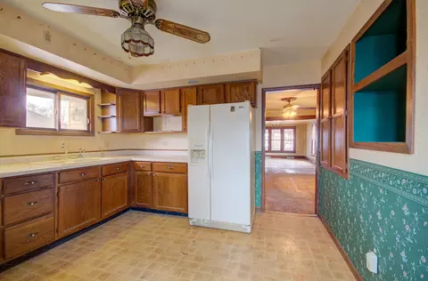 Kitchen - 217 E North St, Dwight, IL 60420 photo 3 of 3