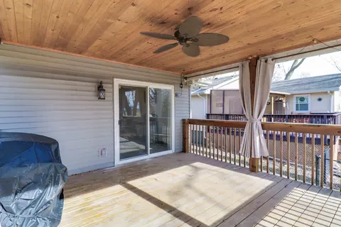 319 E Washington St, Towanda, IL 61776 photo 27