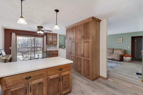 319 E Washington St, Towanda, IL 61776 photo 7