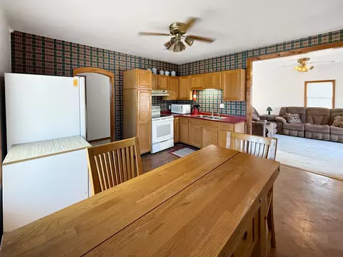 103 W Olive St, Mcconnell, IL 61050 photo 10