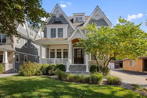 215 S Thurlow St, Hinsdale, IL 60521