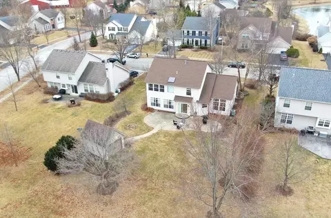 View/Area - 210 River Ct, Minooka, IL 60447 photo 2 of 10