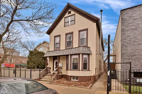 2952 W Lyndale St, Chicago, IL 60647