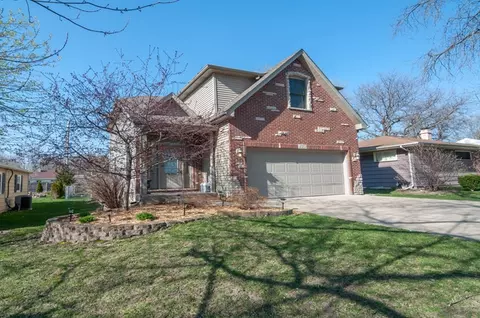425 Union Ave, Saint Charles, IL 60174