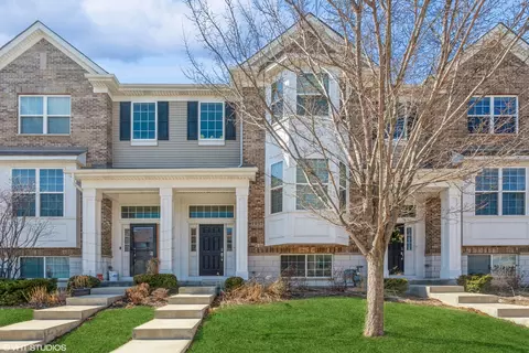 1937 Continental Ave, Naperville, IL 60563