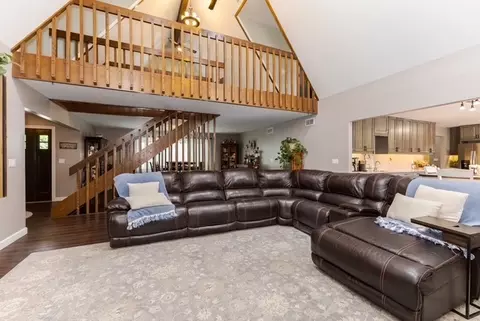 Living - 1110 N Linden St, Normal, IL 61761 photo 4 of 6
