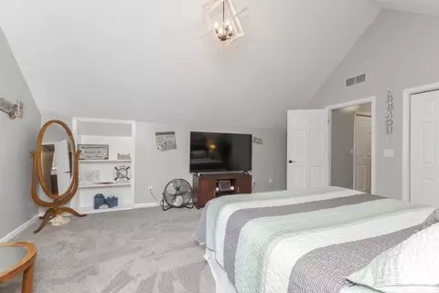 Bedroom - 1110 N Linden St, Normal, IL 61761 photo 7 of 10
