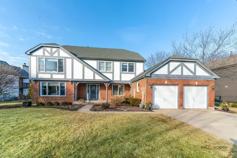 609 Raintree Rd, Buffalo Grove, IL 60089