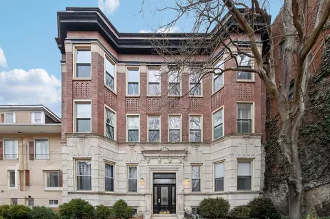 5030 N Kenmore Ave #3S, Chicago, IL 60640