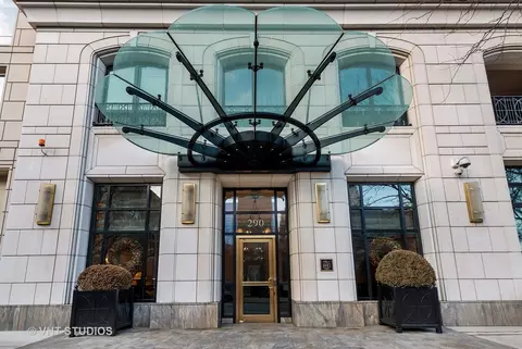 840 N Lake Shore Dr #1903, Chicago, IL 60611