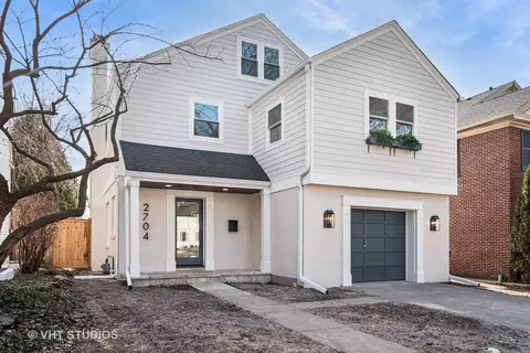2704 Simpson St, Evanston, IL 60201