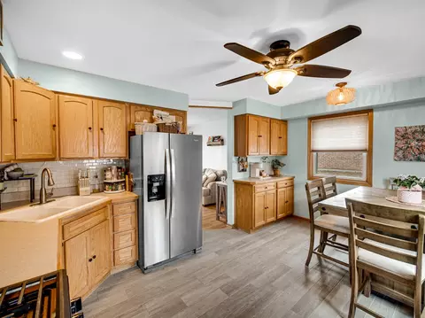 Kitchen - 19519 Walnut St, Mokena, IL 60448 photo 2 of 3