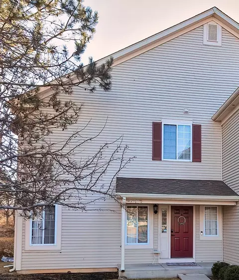 653 Windsor Dr #2B, Fox Lake, IL 60020