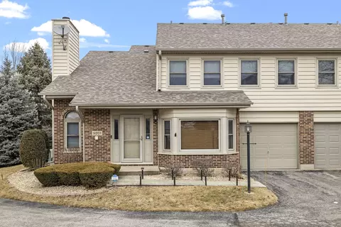 9201 Cliffside Ln, Orland Park, IL 60462