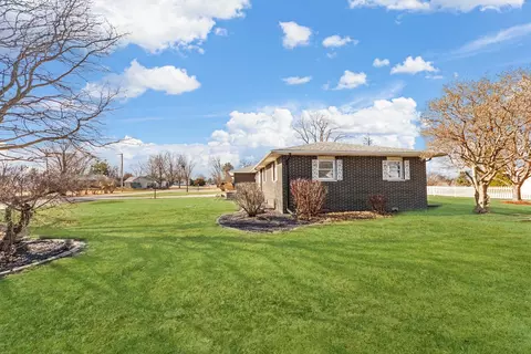 221 E Third St, Toluca, IL 61369 photo 30