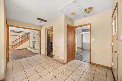 1095 S 10th Ave, Kankakee, IL 60901 photo 11