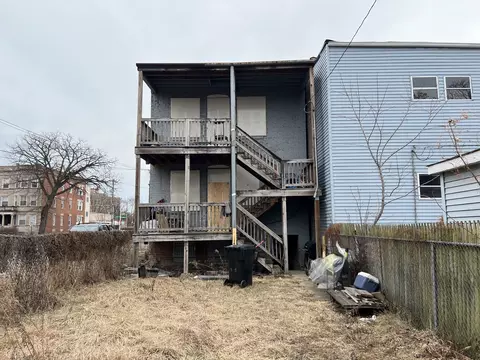 Exterior - Undisclosed, Chicago, IL 60621 photo 2 of 3