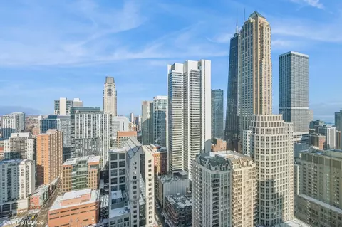 25 E Superior St #3702, Chicago, IL 60611 photo 22