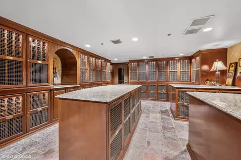 25 E Superior St #3702, Chicago, IL 60611 photo 24