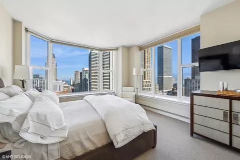 25 E Superior St #3702, Chicago, IL 60611 photo 18