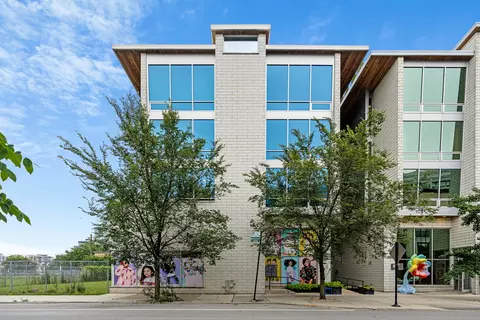 925 N Larrabee St #2S, Chicago, IL 60610