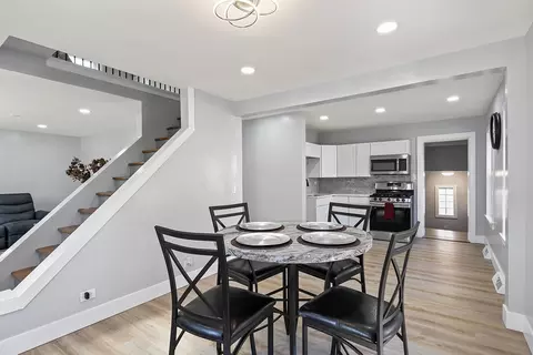 Dining - 264 E 142nd Pl, Dolton, IL 60419 photo 1 of 2